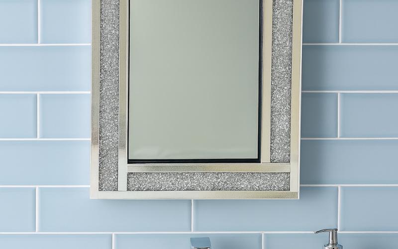 Choosing a wall mirror: size, shape and where to hang one — Langham Furniture journal