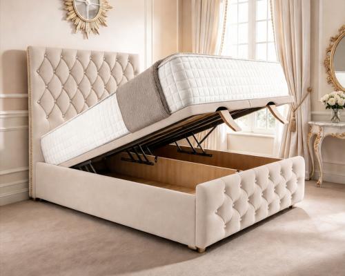 Cream Naples