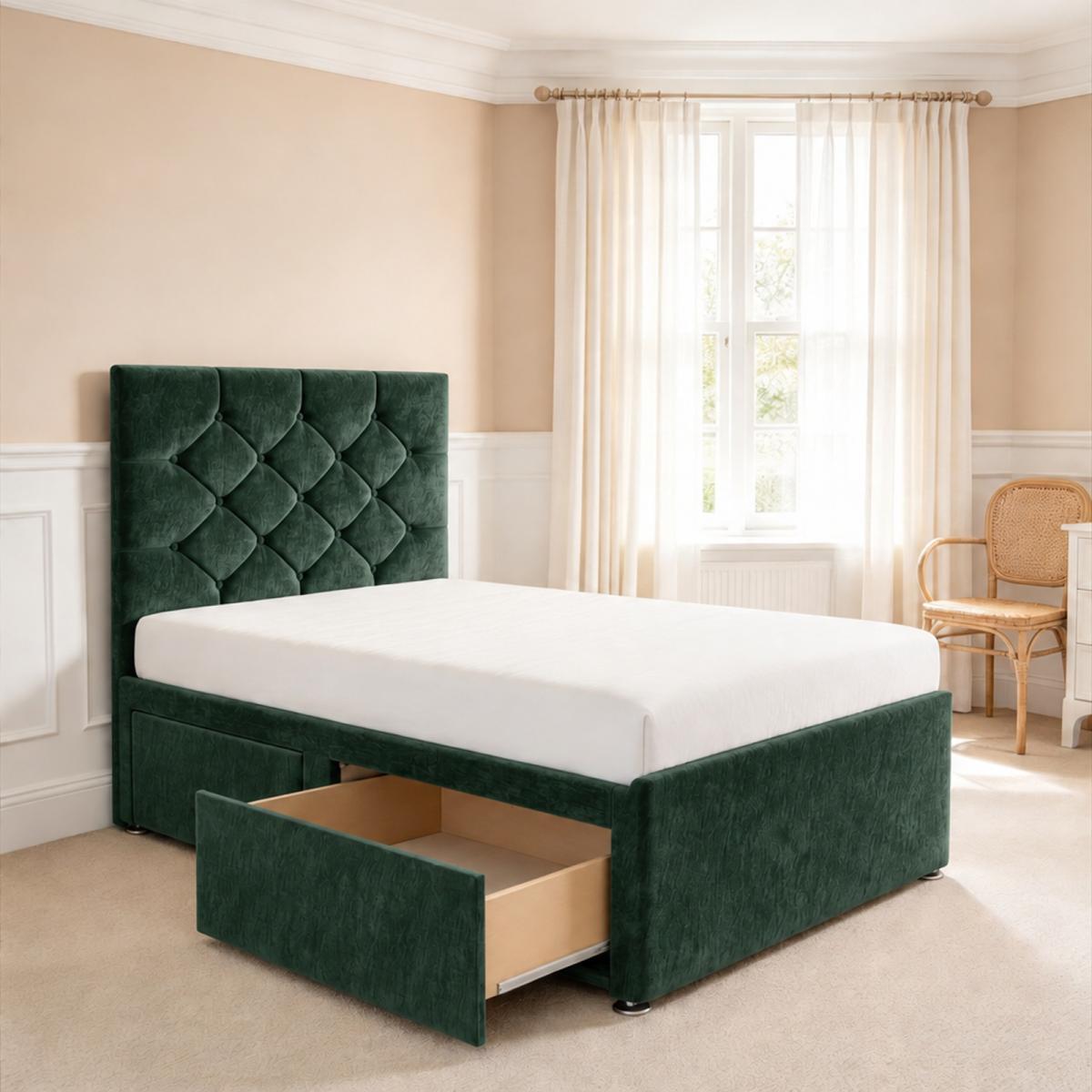 Thornbury Kids Chesterfield Divan Bed, view 6