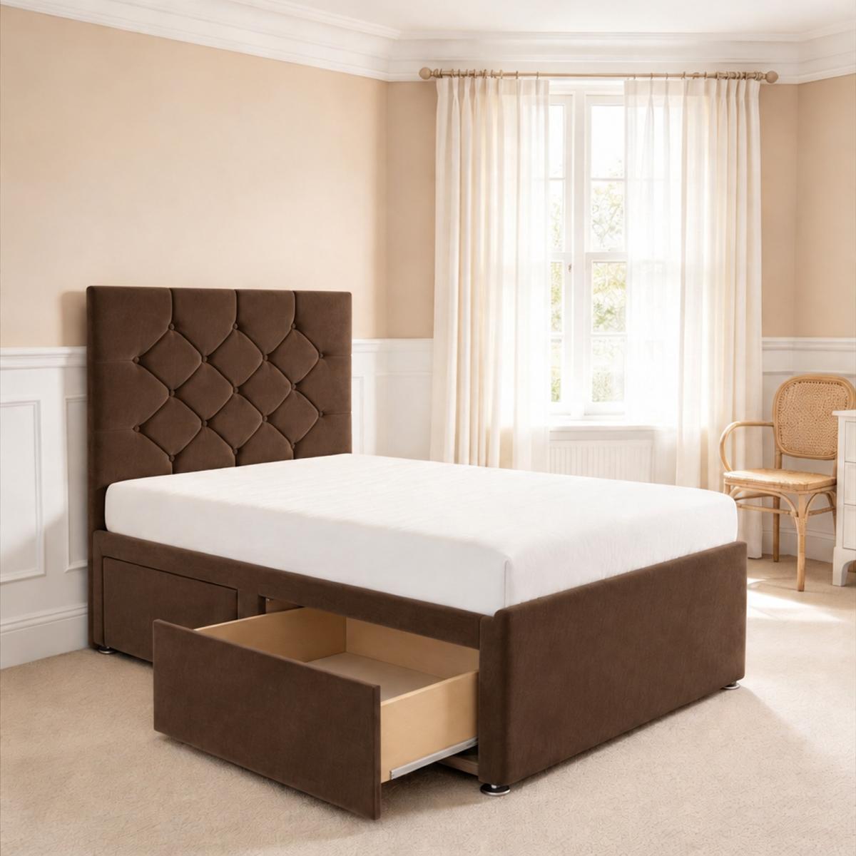 Thornbury Kids Chesterfield Divan Bed, view 13