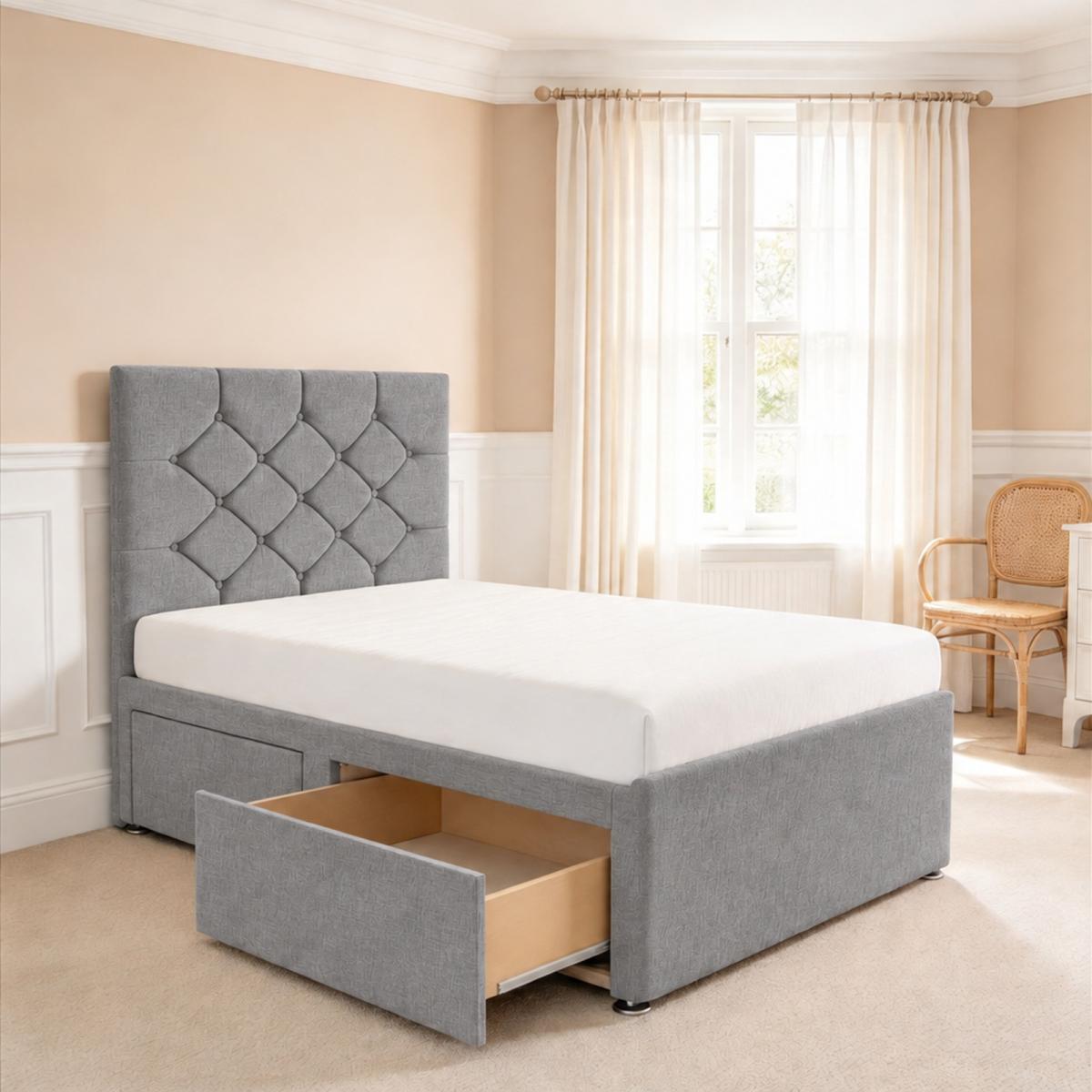 Thornbury Kids Chesterfield Divan Bed, view 25